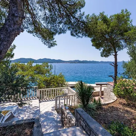 Holiday home Secluded Fisherman's Lavdara, Dugi Otok - 396 Sali