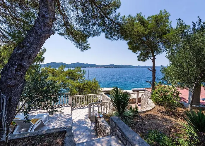 펜션 Secluded Fisherman's Lavdara, Dugi Otok - 396 살리