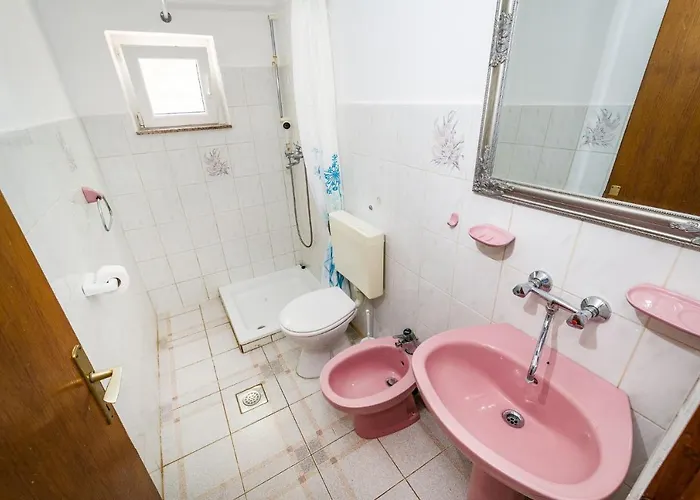 Secluded Fisherman's Lavdara, Dugi Otok - 396 펜션