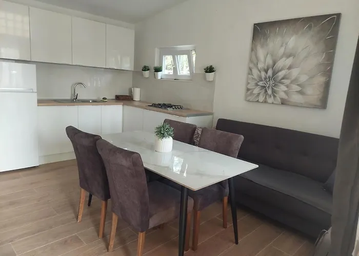 펜션 Secluded Fisherman's Lavdara, Dugi Otok - 396 살리