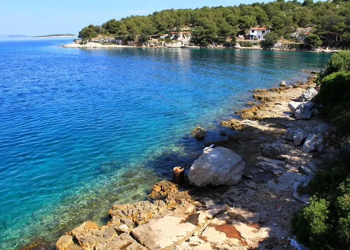 Secluded Fisherman's Lavdara, Dugi Otok - 396 펜션 *