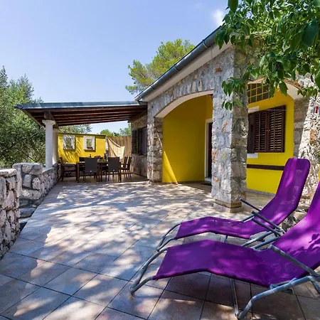 Secluded Fisherman's Lavdara, Dugi Otok - 396 Sali