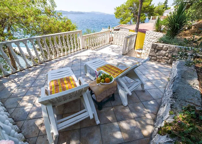 Holiday home Secluded Fisherman's Lavdara, Dugi Otok - 396 Sali